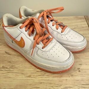 Nike Air Force 1 Low LV8